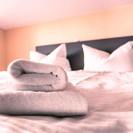 Mit Meerblick Und Balkon, Gratis Nutzung Vom Ahoi Erlebnisbad Und Sauna In Sellin - Meeresblick Fewo 29 Goehren  Esterno foto